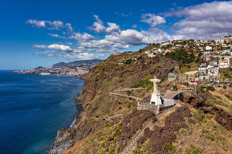 Cristo Rei in Funchal, Madeira(无人机视角)